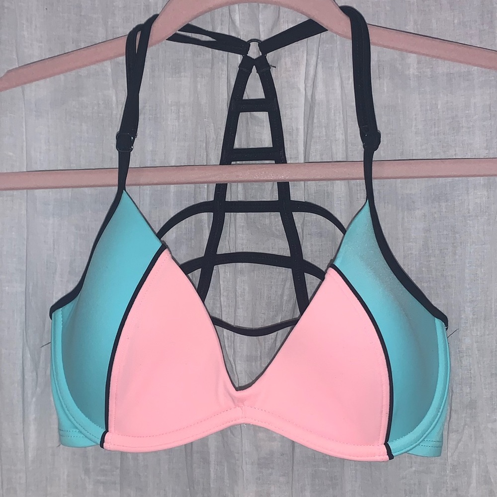 Bikini top
